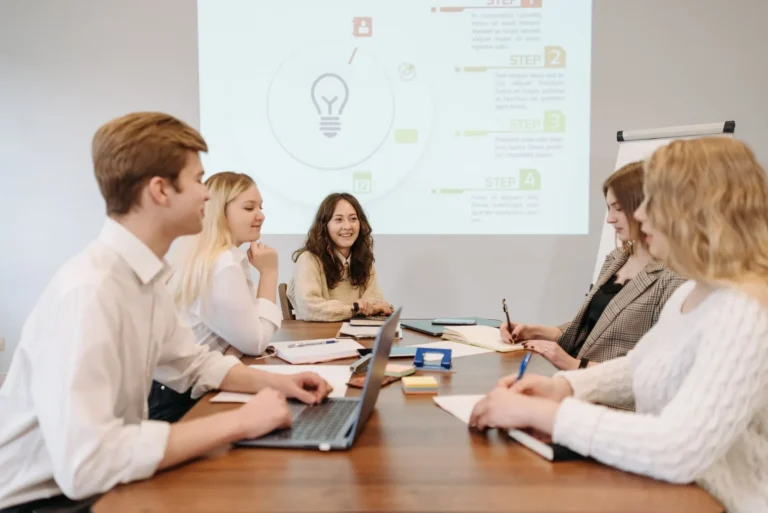 El-proceso-clave-del-onboarding-en-la-gestion-de-RRHH-2880 bg