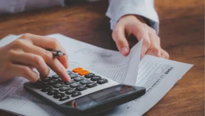 Bonificación vs Deducción por I+D+i: Comparativa y Compatibilidad